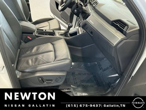 Used 2025 Audi Q3 2.0T Premium AWD/4WD image 16