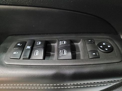 Used 2021 Jeep Grand Cherokee Limited w/ Quick Order Package 28K 80th AWD/4WD image 27