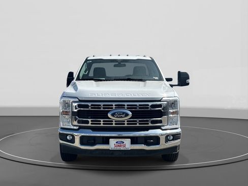 New 2025 Ford F350 XL w/ XL Chrome Package image 3