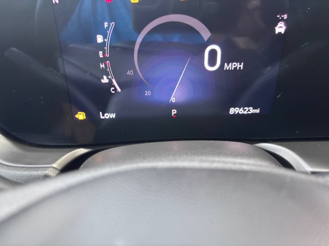 Used 2025 Buick Encore GX Preferred AWD/4WD image 24