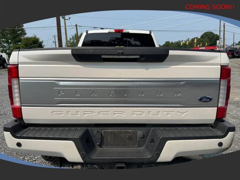 Used 2019 Ford F250 Platinum w/ Platinum Ultimate Package AWD/4WD image 5
