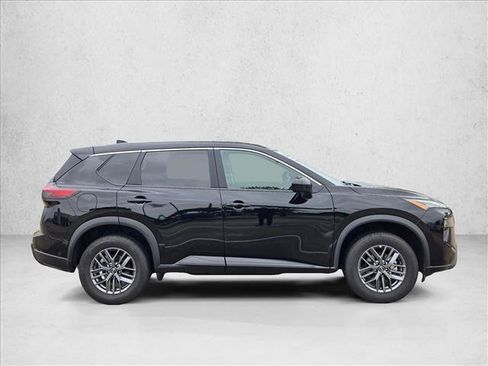 Used 2026 Nissan Rogue SV FWD image 4