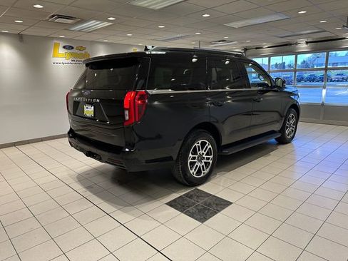 Certified 2025 Ford Expedition Active AWD/4WD image 22