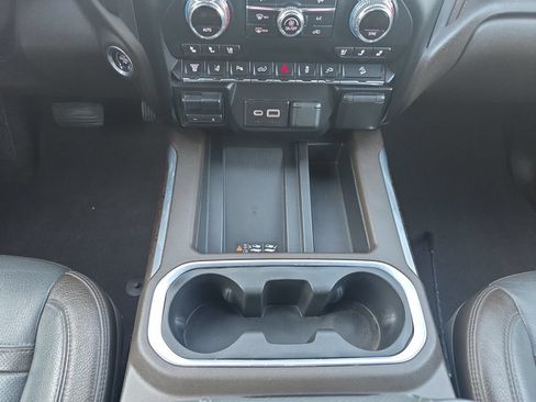 Used 2022 GMC Sierra 2500 Denali AWD/4WD image 12
