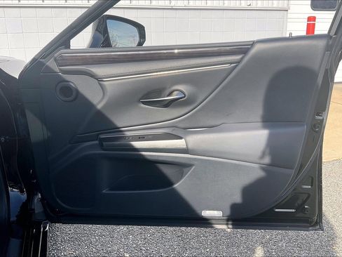 Used 2019 Lexus ES 350 image 29