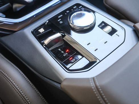 Certified 2025 BMW X3 xDrive30i w/ Convenience Package image 16