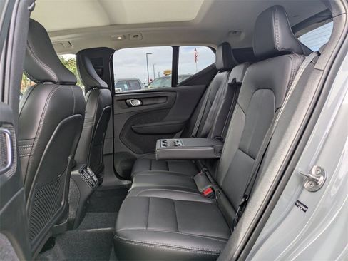 New 2025 Volvo XC40 B5 Plus w/ Protection Package Premier image 15