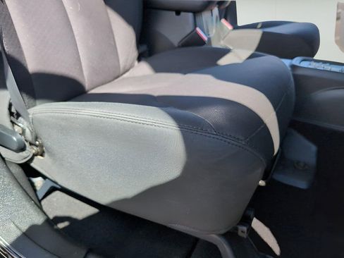 Used 2014 Jeep Wrangler Unlimited Sport w/ Quick Order Package 24S image 29