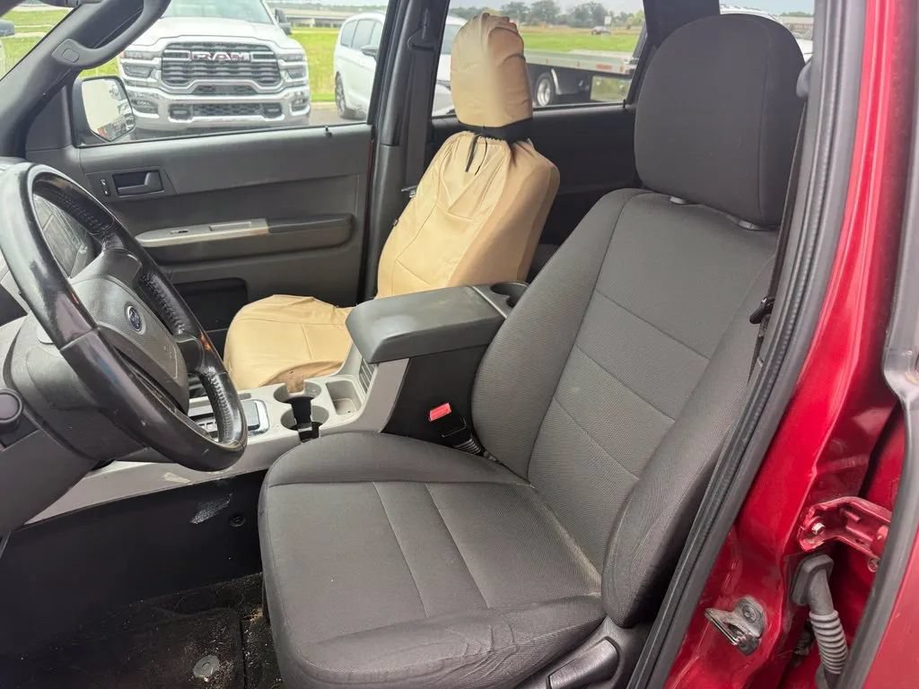 Used 2012 Ford Escape XLT AWD/4WD image 13