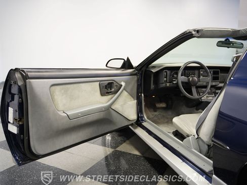 Used 1987 Pontiac Firebird Trans Am RWD image 37