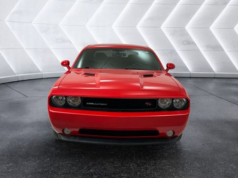 Used 2014 Dodge Challenger R/T w/ Blacktop Package image 2