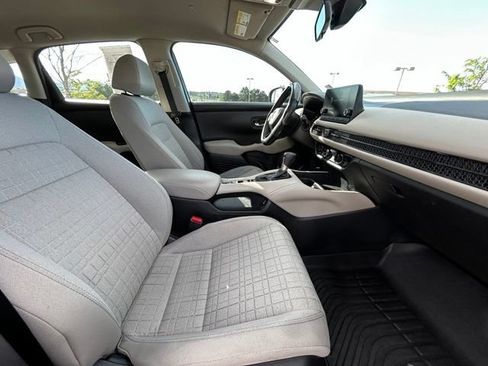 Used 2024 Honda HR-V LX image 33