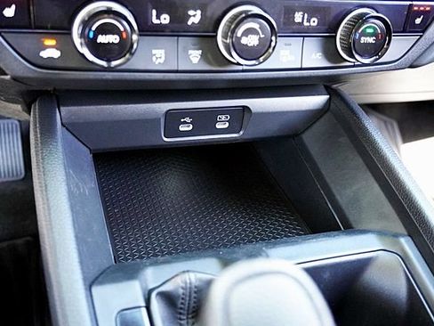Used 2023 Honda Accord EX image 28