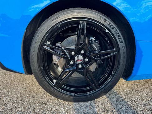 Used 2020 Chevrolet Corvette Stingray Coupe w/ 1LT image 15