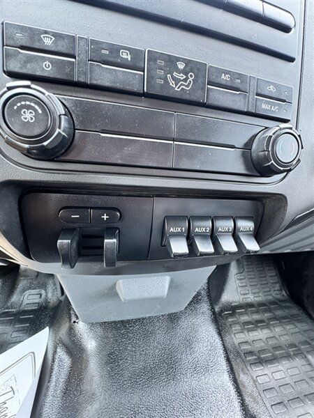 Used 2016 Ford F550 Luxury RWD image 18