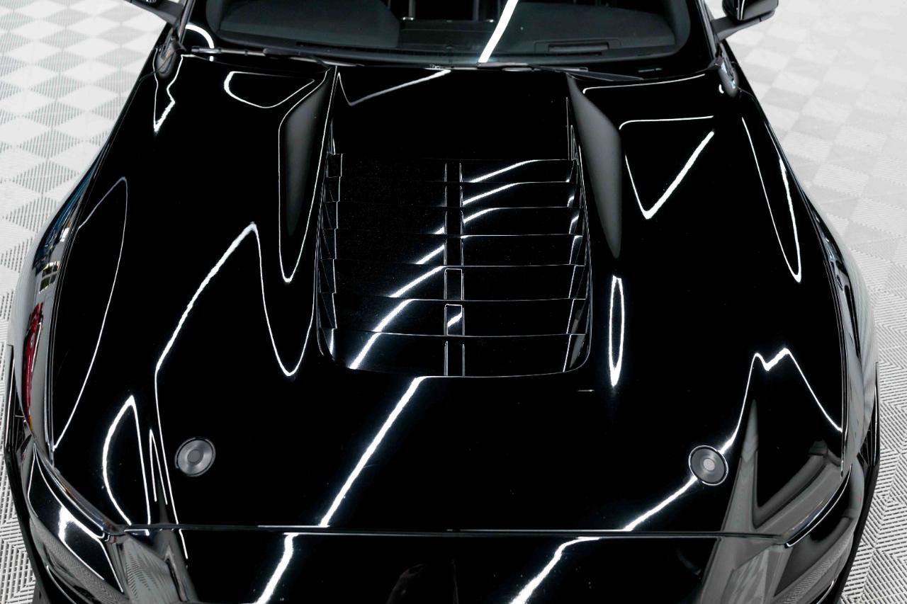Used 2021 Ford Mustang Shelby GT500 w/ Carbon Fiber Track Pack RWD image 19