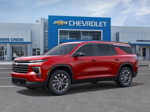 New 2026 Chevrolet Traverse LT w/ Enhanced Driving Package AWD/4WD image 6