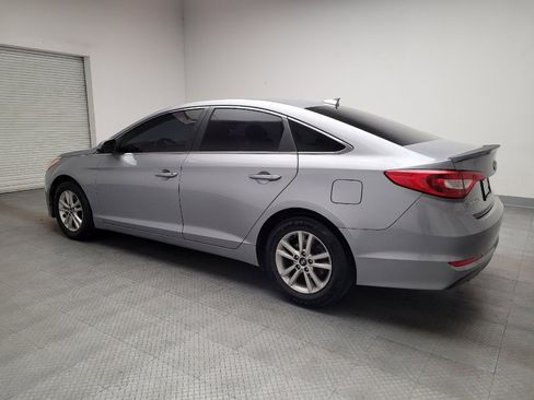 Used 2017 Hyundai Sonata SE FWD image 3