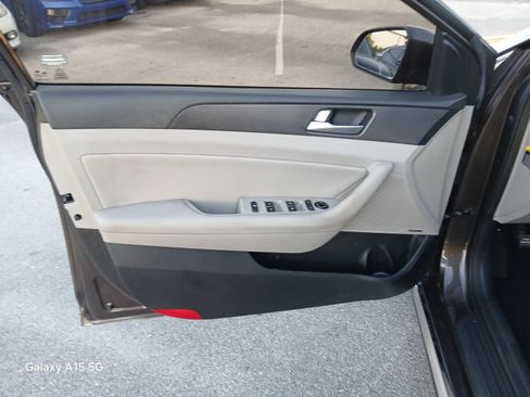 Used 2015 Hyundai Sonata Sport w/ Option Group 04 FWD image 12