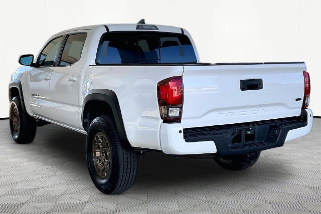 Used 2019 Toyota Tacoma TRD Off-Road w/ Technology Package AWD/4WD image 4