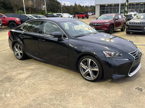 Used 2020 Lexus IS 300 AWD w/ Premium Package image 4