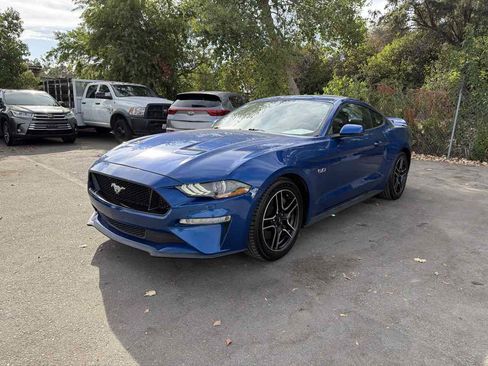 Used 2018 Ford Mustang GT Premium RWD image 3