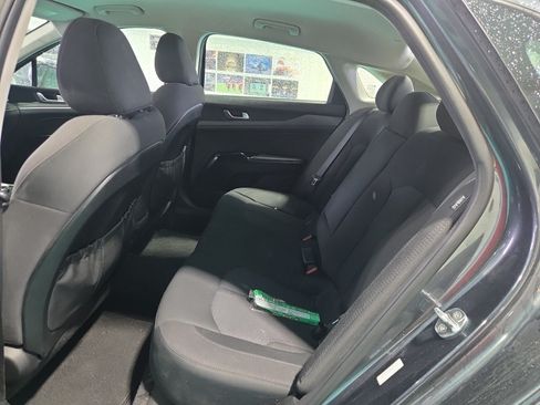 Used 2022 Kia K5 LXS FWD image 10