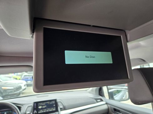 Used 2019 Honda Odyssey Touring image 16