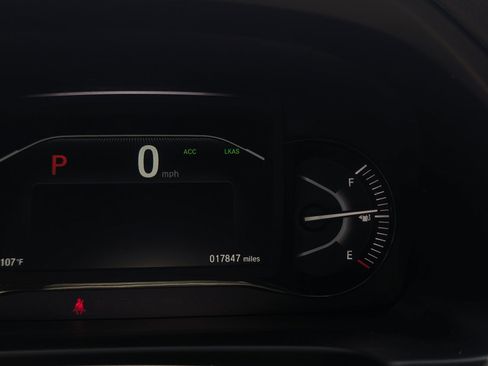 Used 2025 Honda Passport TrailSport image 13