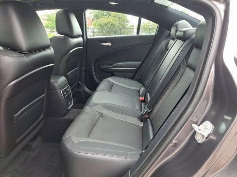 Used 2015 Dodge Charger SXT w/ AWD Plus Group image 10
