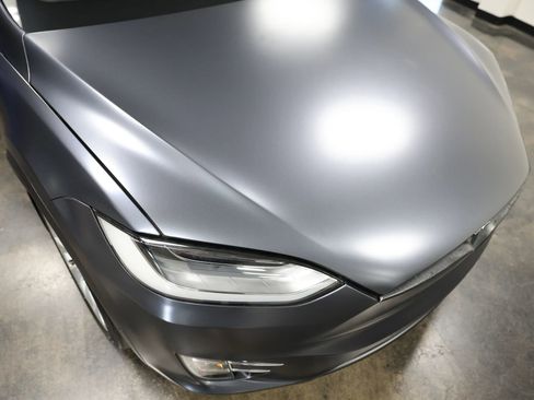 Used 2016 Tesla Model X Performance image 12