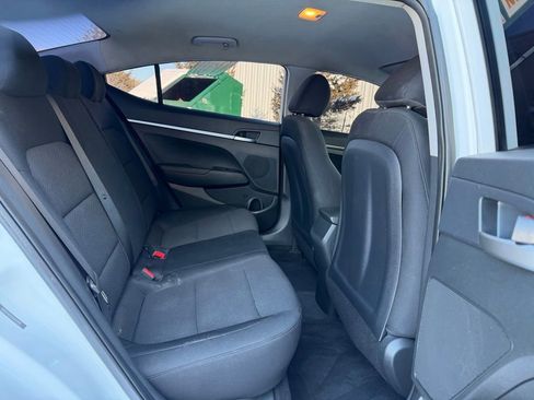 Used 2020 Hyundai Elantra SE w/ Cargo Package (C1) image 14