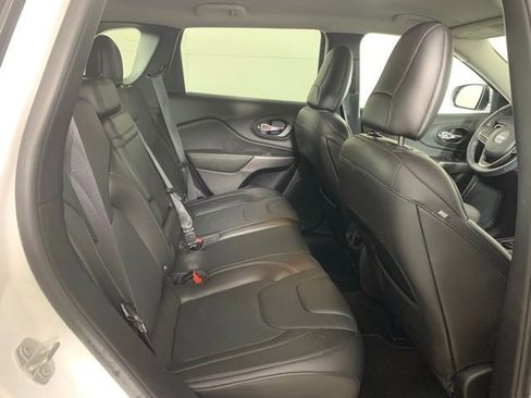 Used 2019 Jeep Cherokee Limited w/ Trailer Tow Group image 26