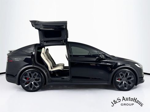 Used 2026 Tesla Model X Plaid AWD/4WD image 8
