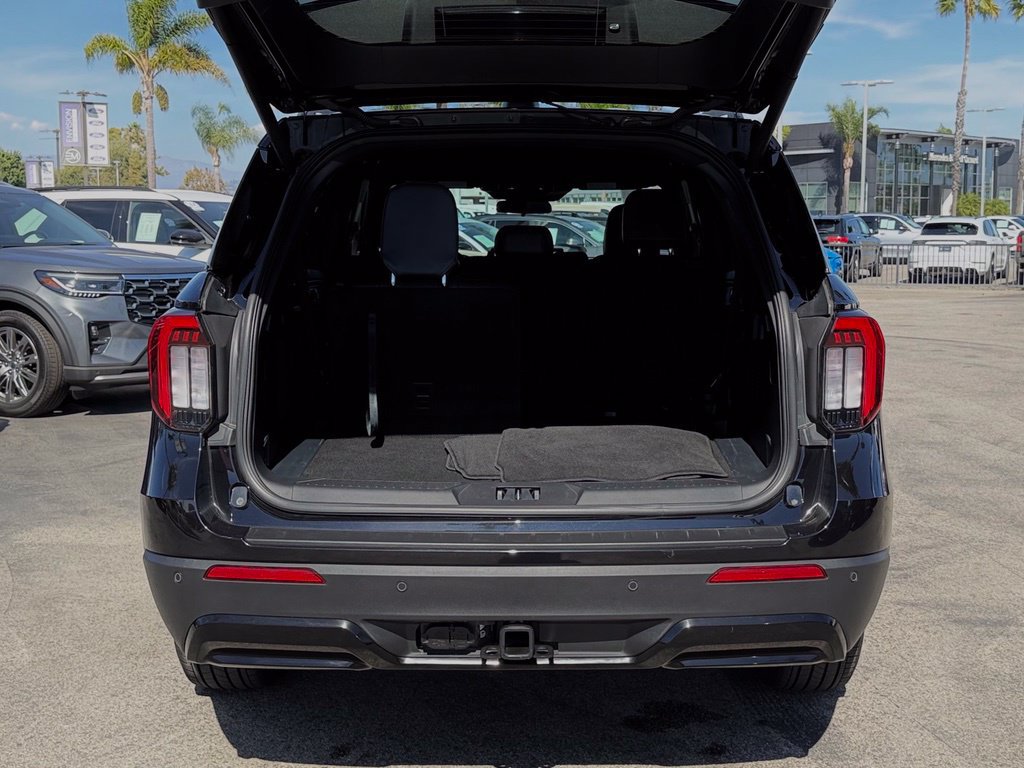 Used 2026 Ford Explorer ST-Line RWD image 10