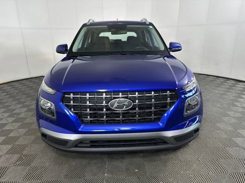 Used 2023 Hyundai Venue SEL image 8