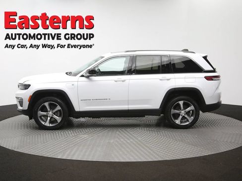 Used 2023 Jeep Grand Cherokee 4WD 4xe image 63