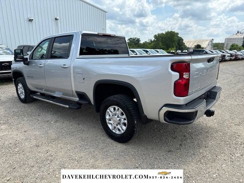 Used 2021 Chevrolet Silverado 2500 LT w/ Convenience Package AWD/4WD image 3
