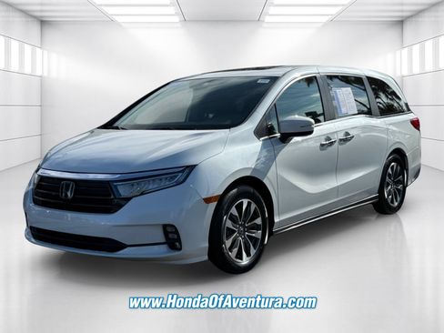 Certified 2021 Honda Odyssey EX-L image 3