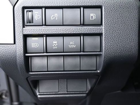 Used 2025 Toyota 4Runner TRD Off-Road image 38