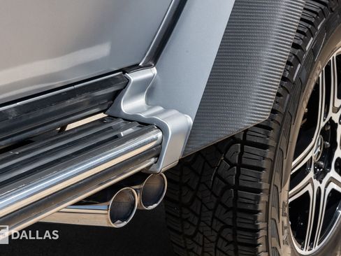 Used 2018 Mercedes-Benz G 550 Squared image 7