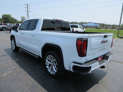 Certified 2022 GMC Sierra 1500 Denali w/ Denali Reserve Package AWD/4WD image 10