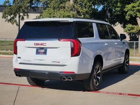 Used 2025 GMC Yukon XL AT4 w/ AT4 Premium Package image 15