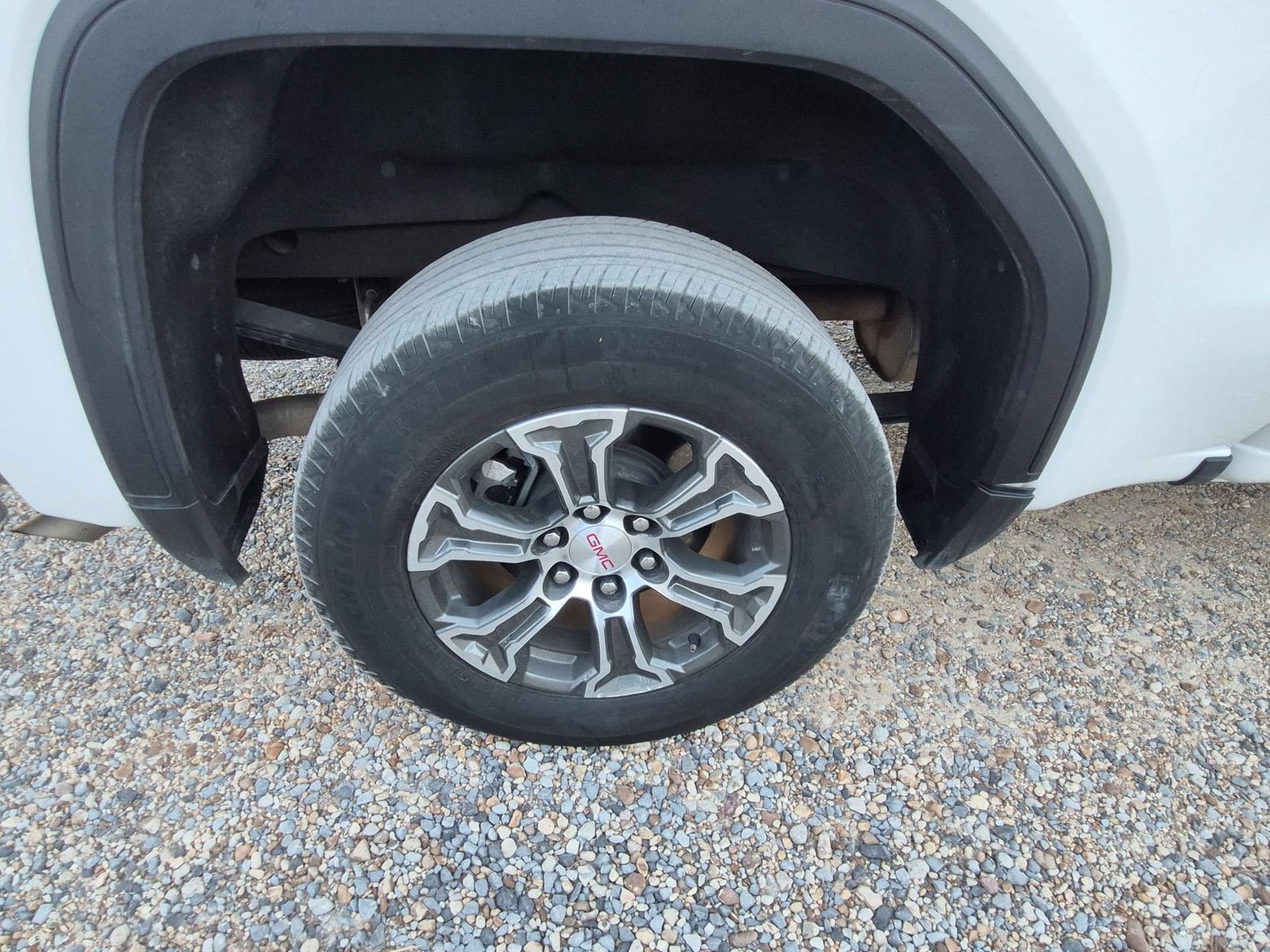 Used 2025 GMC Sierra 1500 SLT RWD image 32