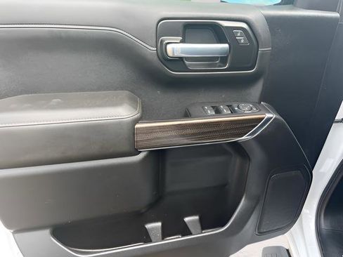 Used 2021 Chevrolet Silverado 1500 LT image 12