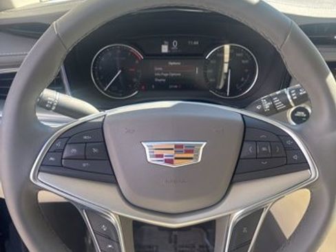 Certified 2025 Cadillac XT5 Premium Luxury FWD image 19