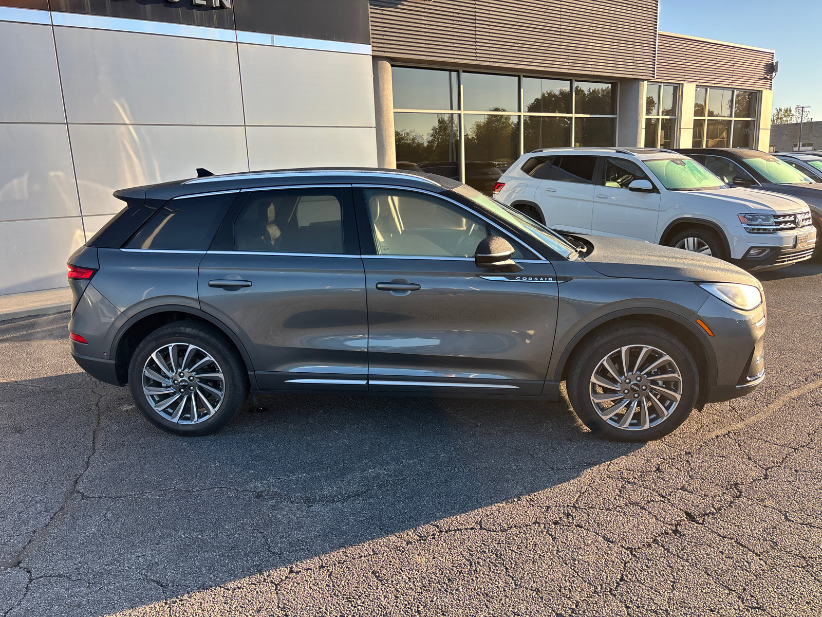 Certified 2024 Lincoln Corsair Reserve w/ Equipment Group 202A AWD/4WD image 8