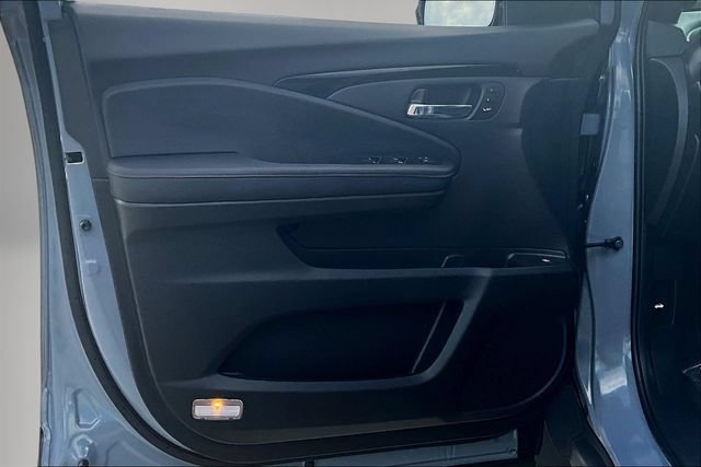 Used 2026 Honda Ridgeline Black Edition image 21