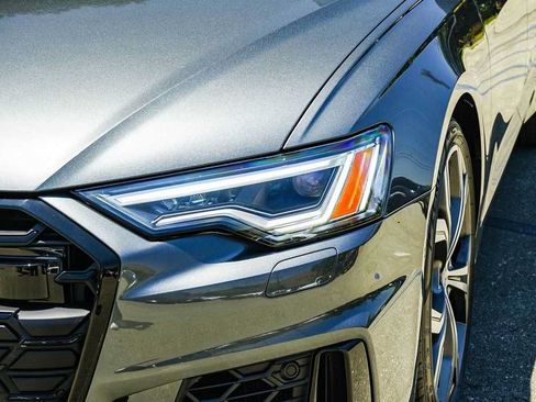 Used 2025 Audi S6 Premium Plus AWD/4WD image 7