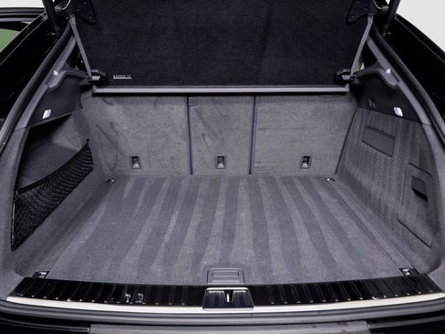 Certified 2023 Porsche Cayenne Coupe image 16